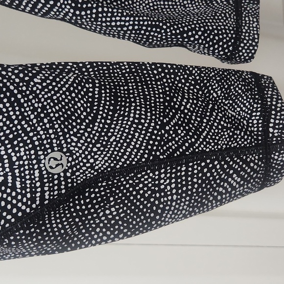 Lululemon Free Spirit Alpine White Black Leggins - Picture 5 of 11